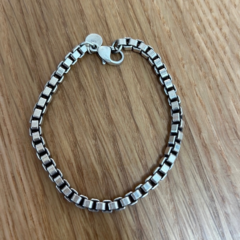 Classic Tiffany box chain sterling silver bracelet